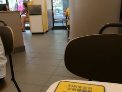 -麦当劳(中唱大厦店)