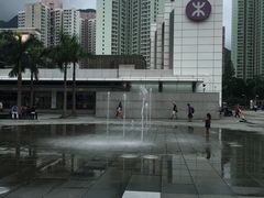 -东荟城名店仓