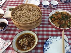 -王村姑老土炕莜面村(桥东店)