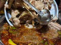 -肖肖酸萝卜鱼火锅(总店)