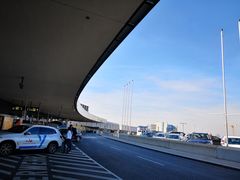 -维也纳国际机场