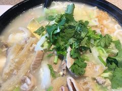 -鹿园鱼汤米线