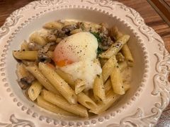 -玛格萝妮比萨屋(陆家浜路店)