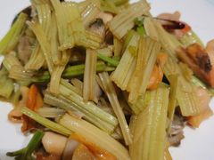 -品味居·首店·大连鲜活海鲜大连菜(东港店)