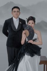 -雪中彩影婚纱摄影·微光艺术中心