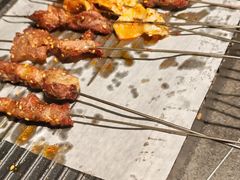 -鸿宇海鲜烧烤(红海新区店)