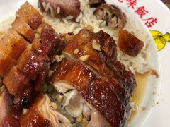 烧肉烧鸭双拼饭-陈光记烧腊店(罗保博士街店)