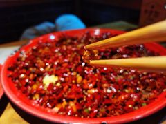 吃不得辣子鸡-半步颠小酒馆(繁花中心)