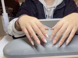 -UGIRL有个美甲