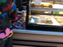 -蓝小轩蛋糕·面包(趣春店)