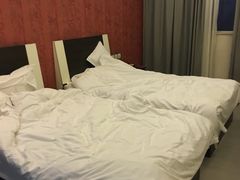 -如家云上四季连锁酒店(昆明东风广场地铁站店)