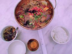 香菜牛肉-成都你六姐·牛肉冒菜·麻辣香锅(长泰广场店)