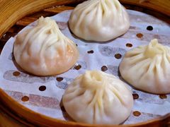 蟹粉松茸小笼-莱莱小笼·乔艾