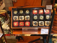 -VENCHI 闻绮(北京国贸商城店)