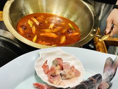 -老刘生态大鱼坊铁锅炖鱼(赛马场店)