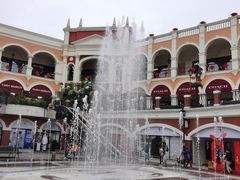 -佛罗伦萨小镇广佛名品奥特莱斯(疏港路店)