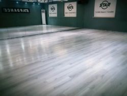 -STAR舞蹈工作室