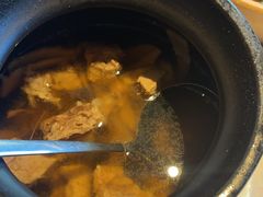 -八府香鸭·啫啫煲(华山路店)