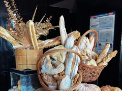 -唐拉雅秀酒店-西锦汇空中BBQ·思创餐厅