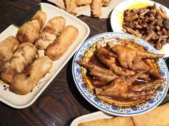 -爆炸头阿姨小四川正宗川味小吃(无任何分店)
