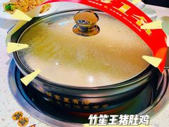 竹笙王猪肚鸡-顺德公广东猪肚鸡·煲仔饭(白石洲店)