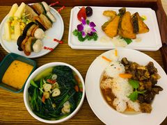 -雪梅月子中心(华侨城店)