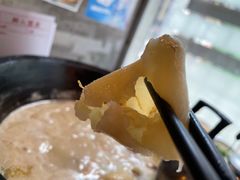 -鲜入围煮花胶鸡海鲜火锅