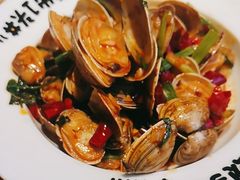 -喝丢一只鞋海鲜烧烤·海肠捞饭(东关街店)