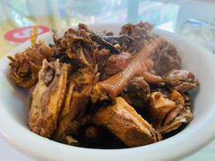 -何适山庄 ·可团建(水长城P2停车场店)