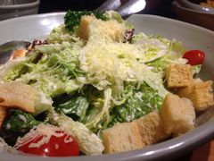 凱撒沙拉-Lia Cafe Bar Restaurant松山咖啡屋