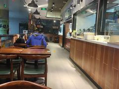 大堂-李先生牛肉面大王(济南火车站候车室店)