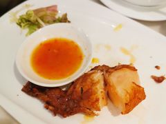 鲜虾胶酿脆皮鸡翅-港丽餐厅(高德置地店)