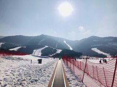 -鳌山滑雪度假区