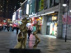 金街中心之雕塑-万达广场(江桥店)