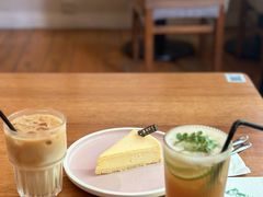 -雕刻时光咖啡馆(南院门店)