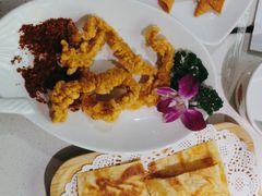 -小鱼小牛·鱼牛干锅·脆鱼火锅(世欧广场店)