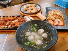 -老东镇啤酒屋海鲜加工·蒸汽海鲜·海鲜烧烤(台东店)