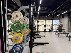 -超级猩猩健身·私教(上海体育场店)