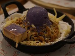 -Cha Cha's Beach Cafe