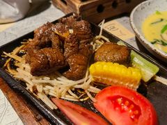 -穹六人间 people 6(岳阳路店)