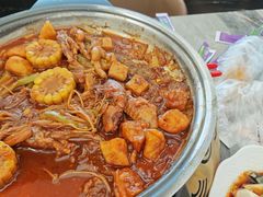 -徐记小怪兽肉蟹煲(中央大街店)