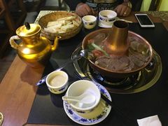 牦牛肉火锅-陀岗美食·云南藏式特色餐厅