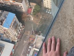 -宜昌均瑶国际酒店(宜昌CBD购物中心夷陵广场店)