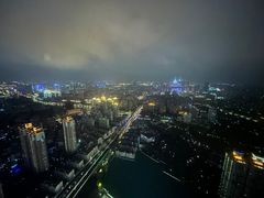 -上海龙之梦万丽酒店