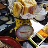 中午直接到芮欧觅食。一眼就看中这家新加坡餐厅