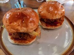 手撕猪肉汉堡-RAC BAR(安福路店)