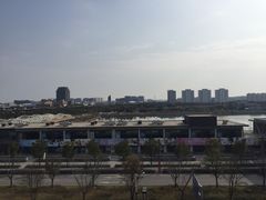 -新田360广场(上海华侨城店)