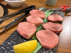 -炼火烤肉店