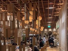 -雍和会海鲜姿造自助(湖东路店)