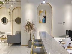 -Fridi Patisserie Cafe